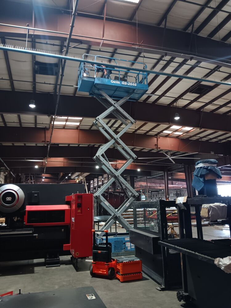 Forklift Rental Guide: Sizing, Tires, and Fuel for Your Jobsite