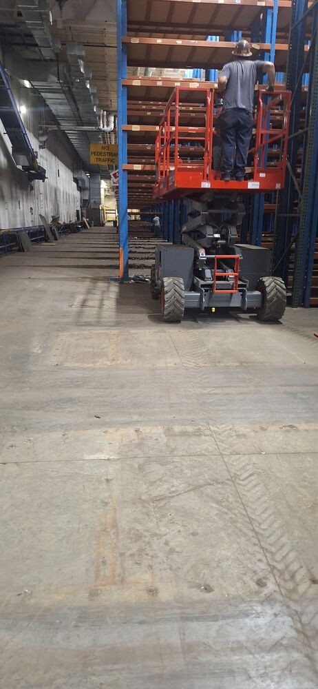 Scissor Lift Rental in Upland, CA: What to Know Before You Book